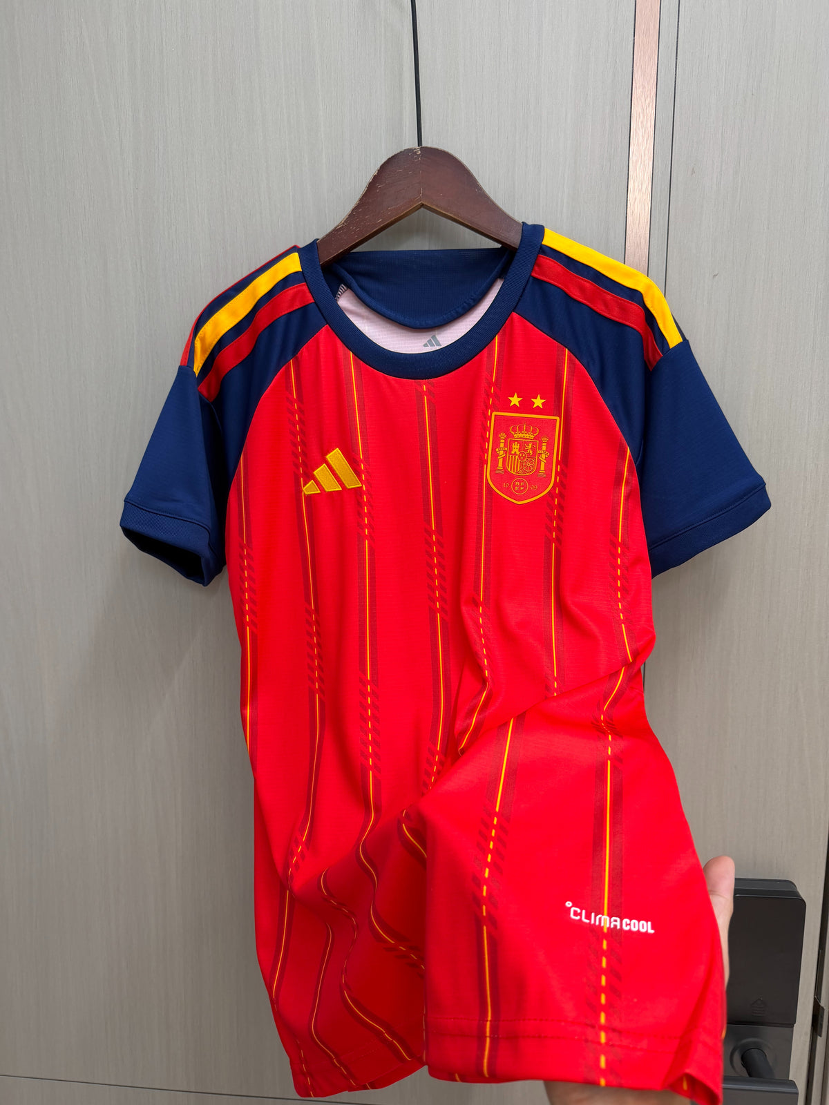 Camiseta España version mujer dos estrellas Local Mundial 2026 (mirar foto medidas)