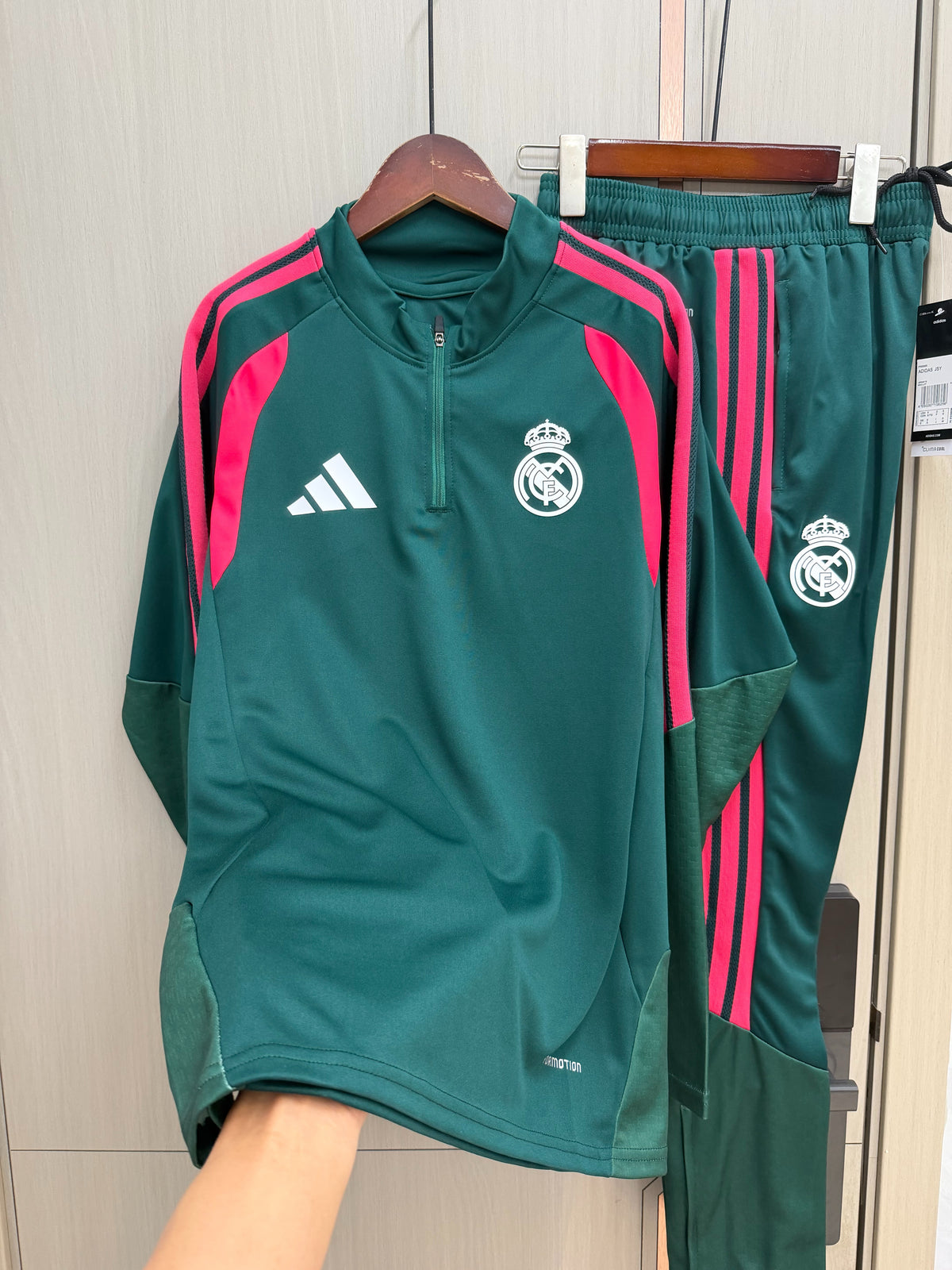 Chandal Real Madrid 26/27 verde oscuro (tallas S-2XL)