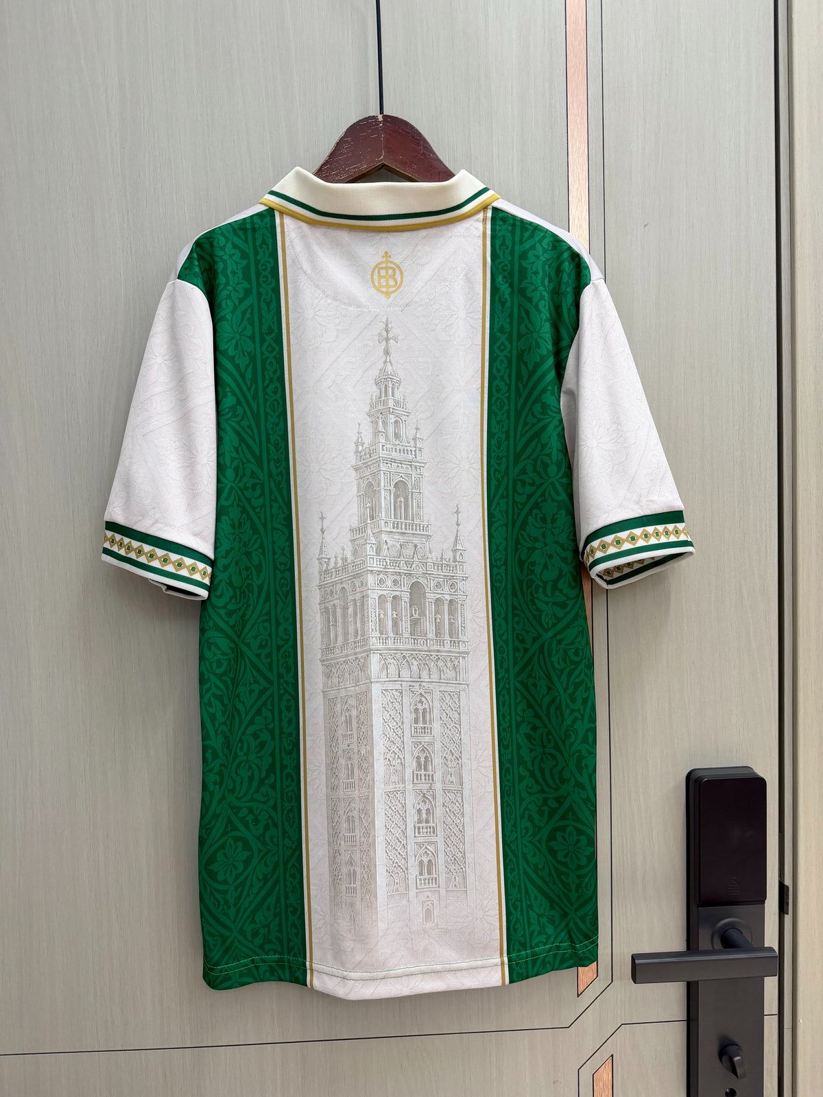 Camiseta Betis 26-27 version retro (tallas S-4XL)