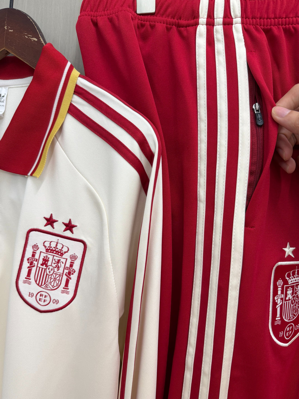 Chandal cortavientos España  Mundial 2026 dos estrellas (tallas S-XXL)