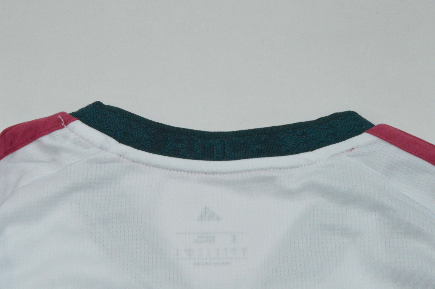 Camiseta Real Madrid Mujer 26/27 Local (tallas S-2XL)