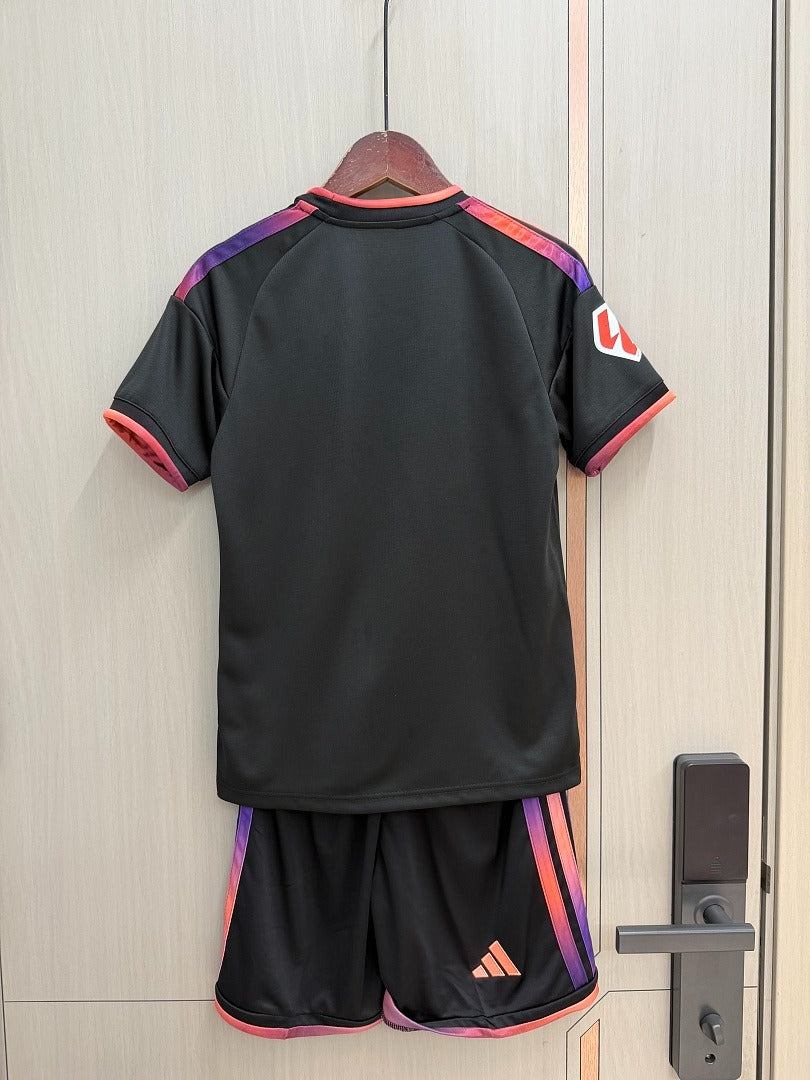 Tercera equipacion Sevilla 26-27