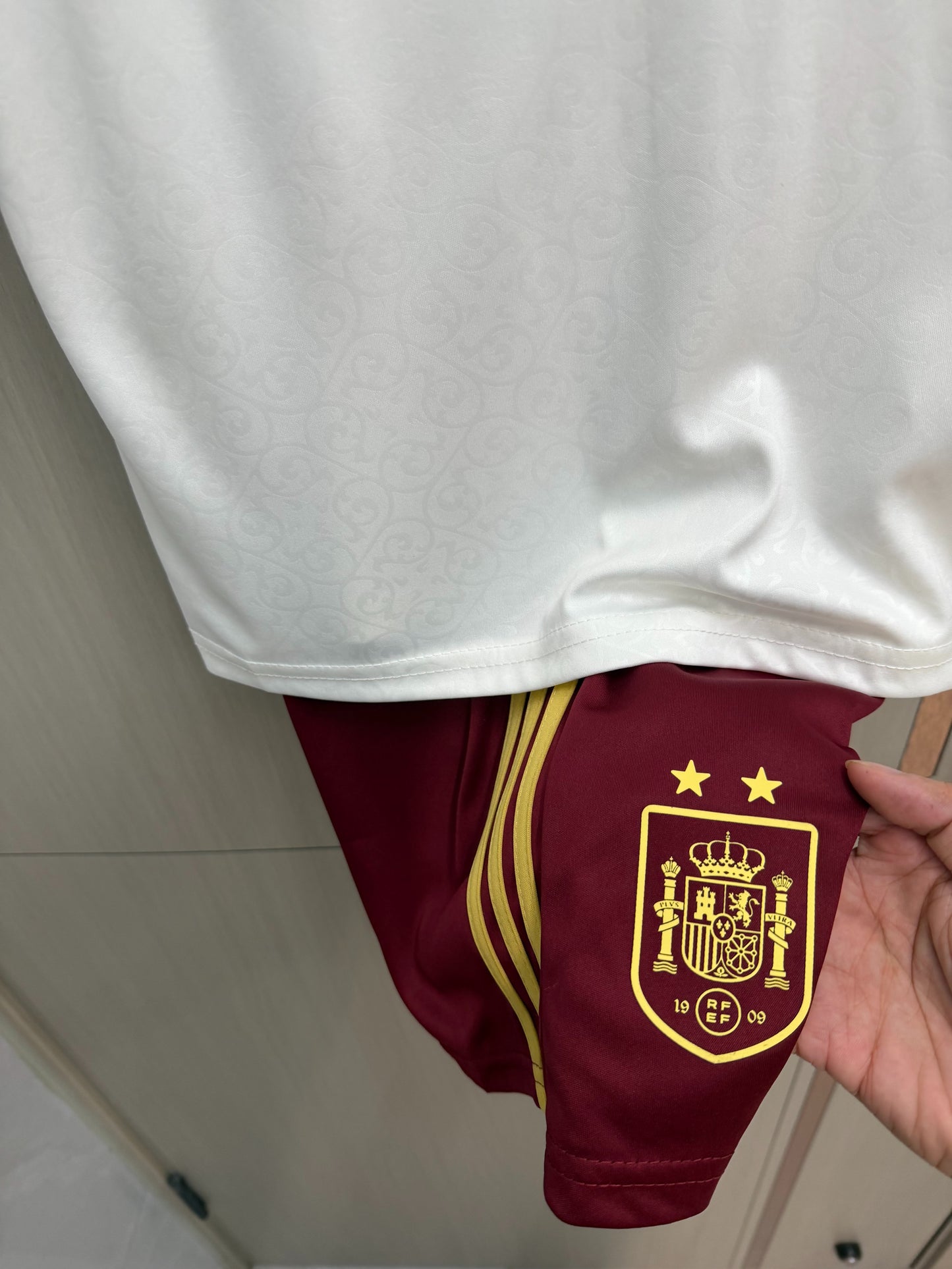 Equipacion dos estrellas España Mundial 2026 Visitante
