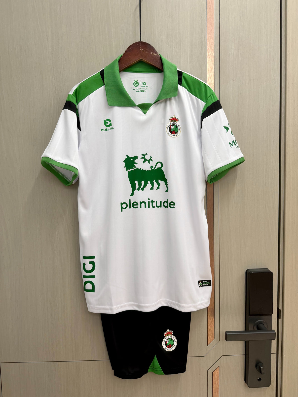 Equipacion Racing de Santander 26-27 Local
