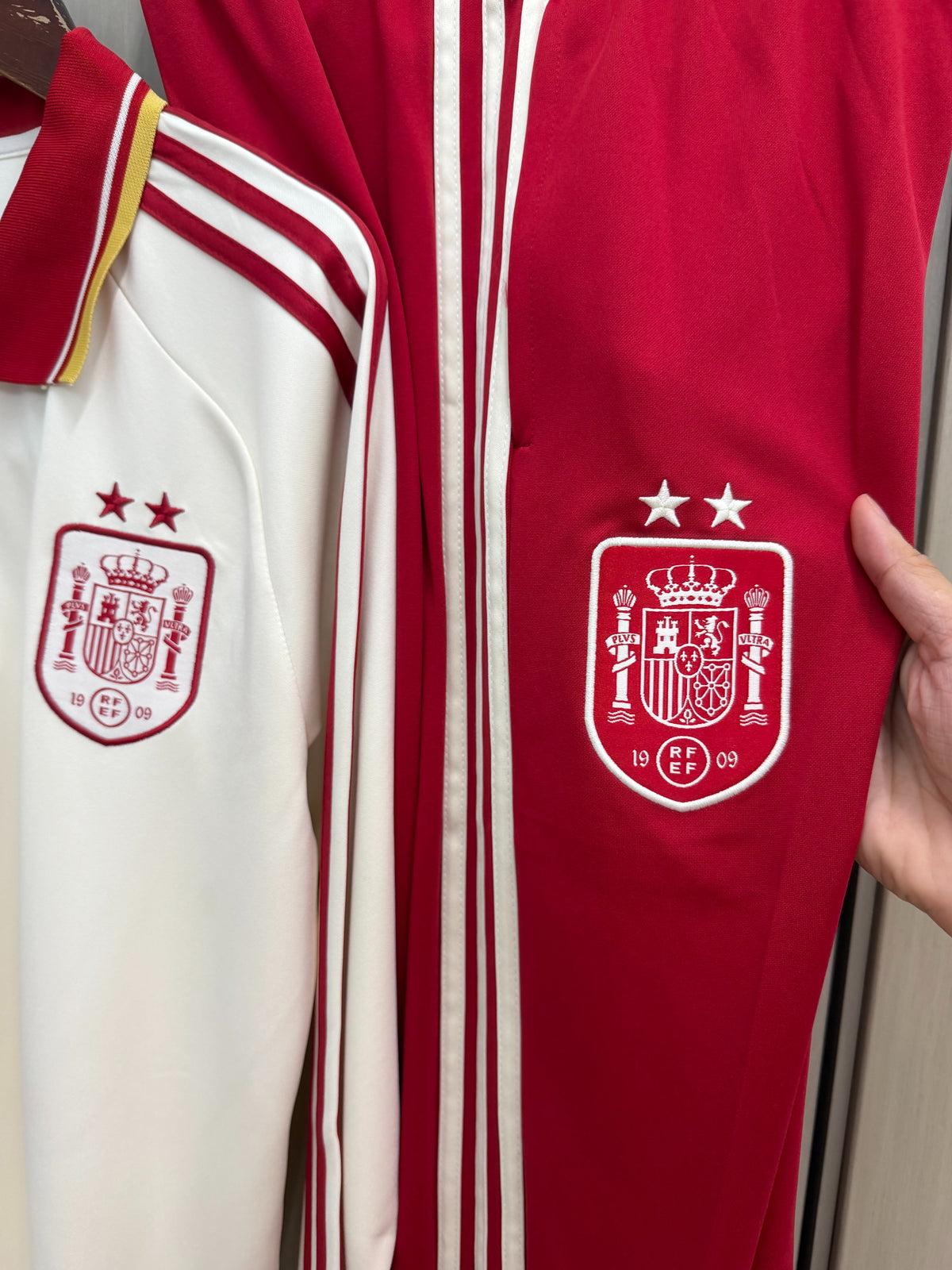 Chandal cortavientos España  Mundial 2026 dos estrellas (tallas S-XXL)