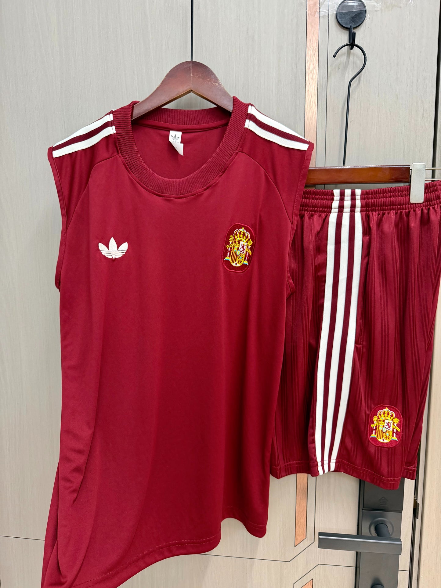 Conjunto sin mangas España Mundial 2026 rojo (tallas S-2XL)