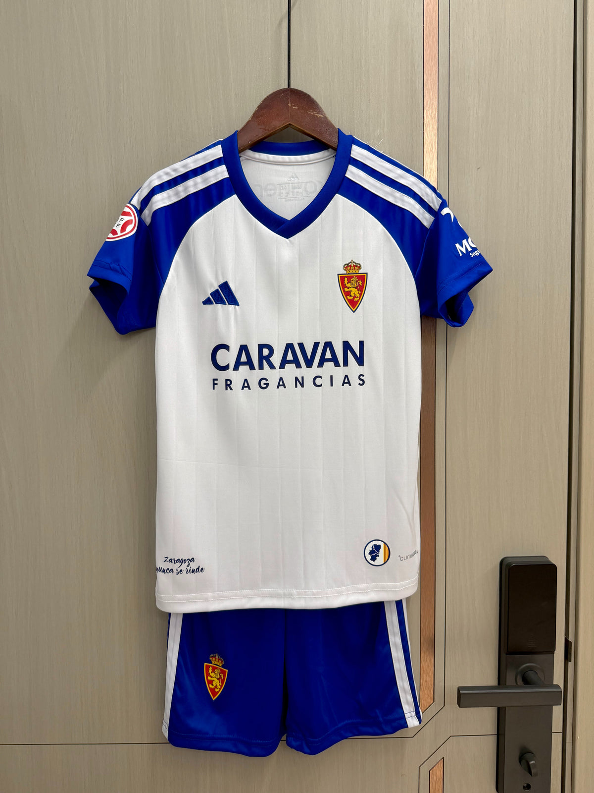 Equipacion Zaragoza 26-27 Local