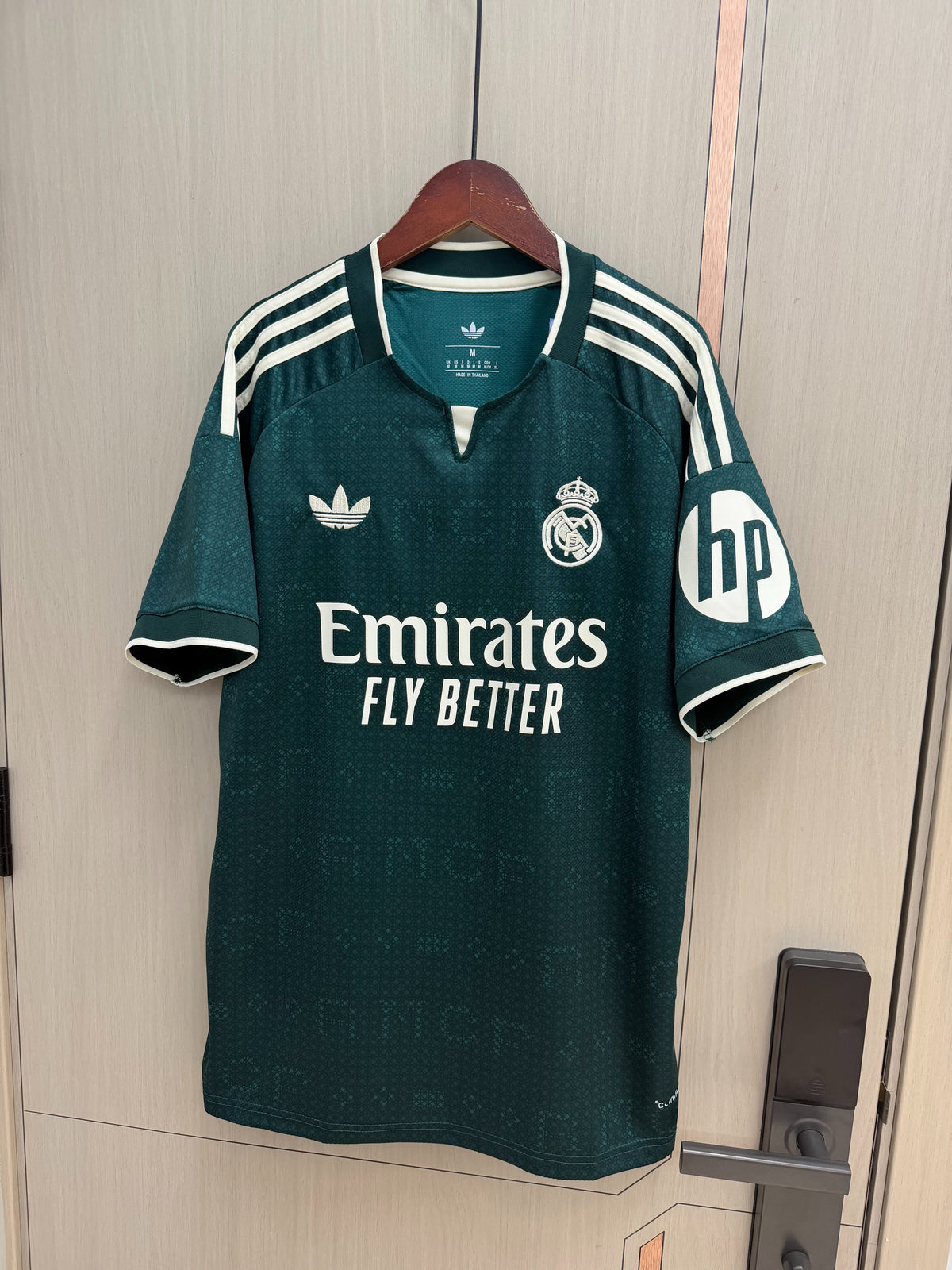Camiseta Real Madrid 26/27 visitante (tallas S-3XL)
