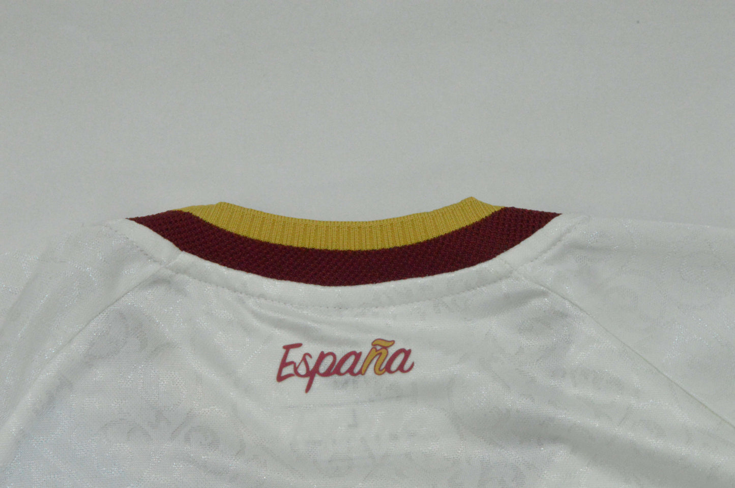 Camiseta España version mujer Visitante Mundial 2026 (mirar foto medidas)