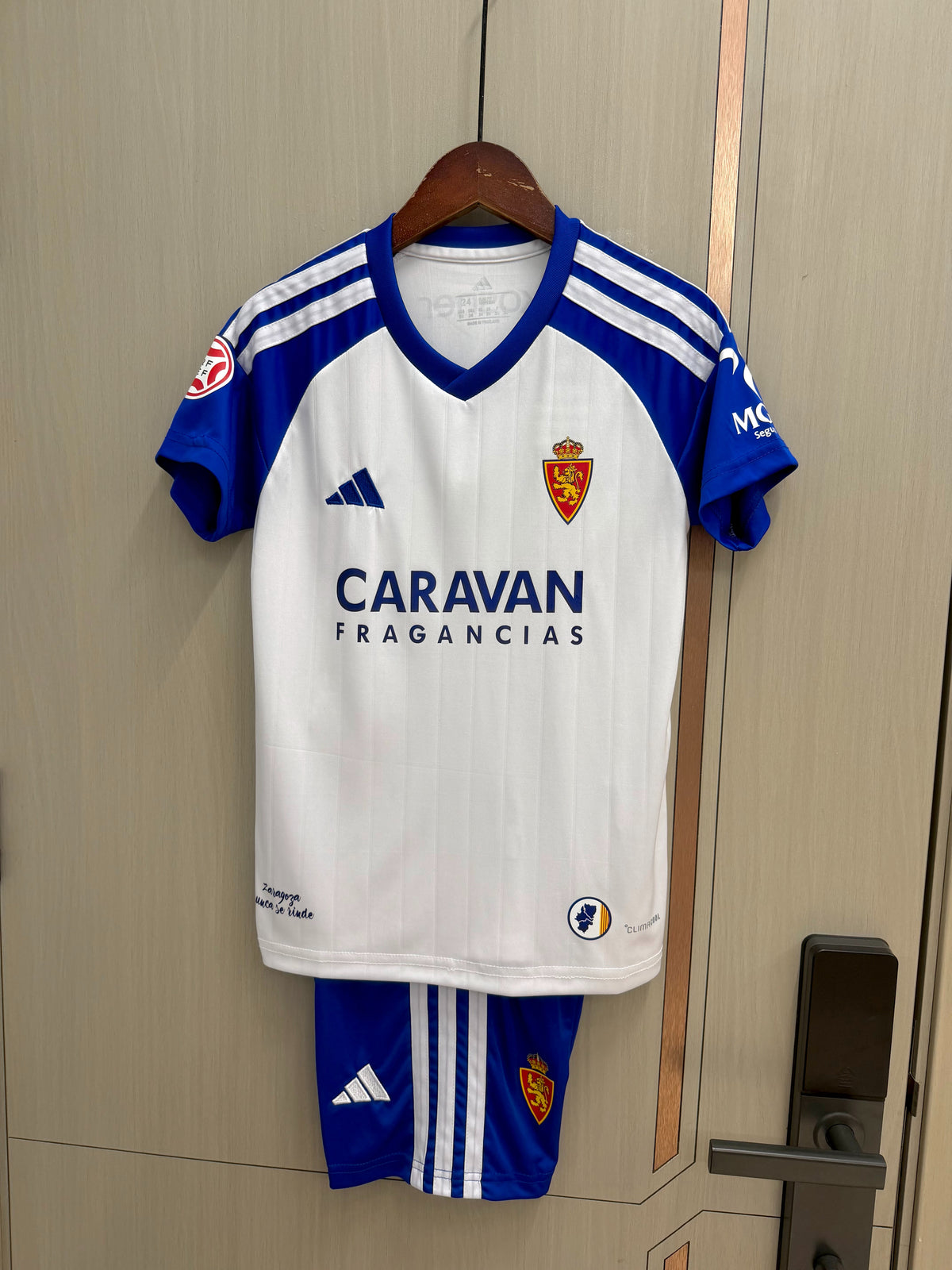Equipacion Zaragoza 26-27 Local