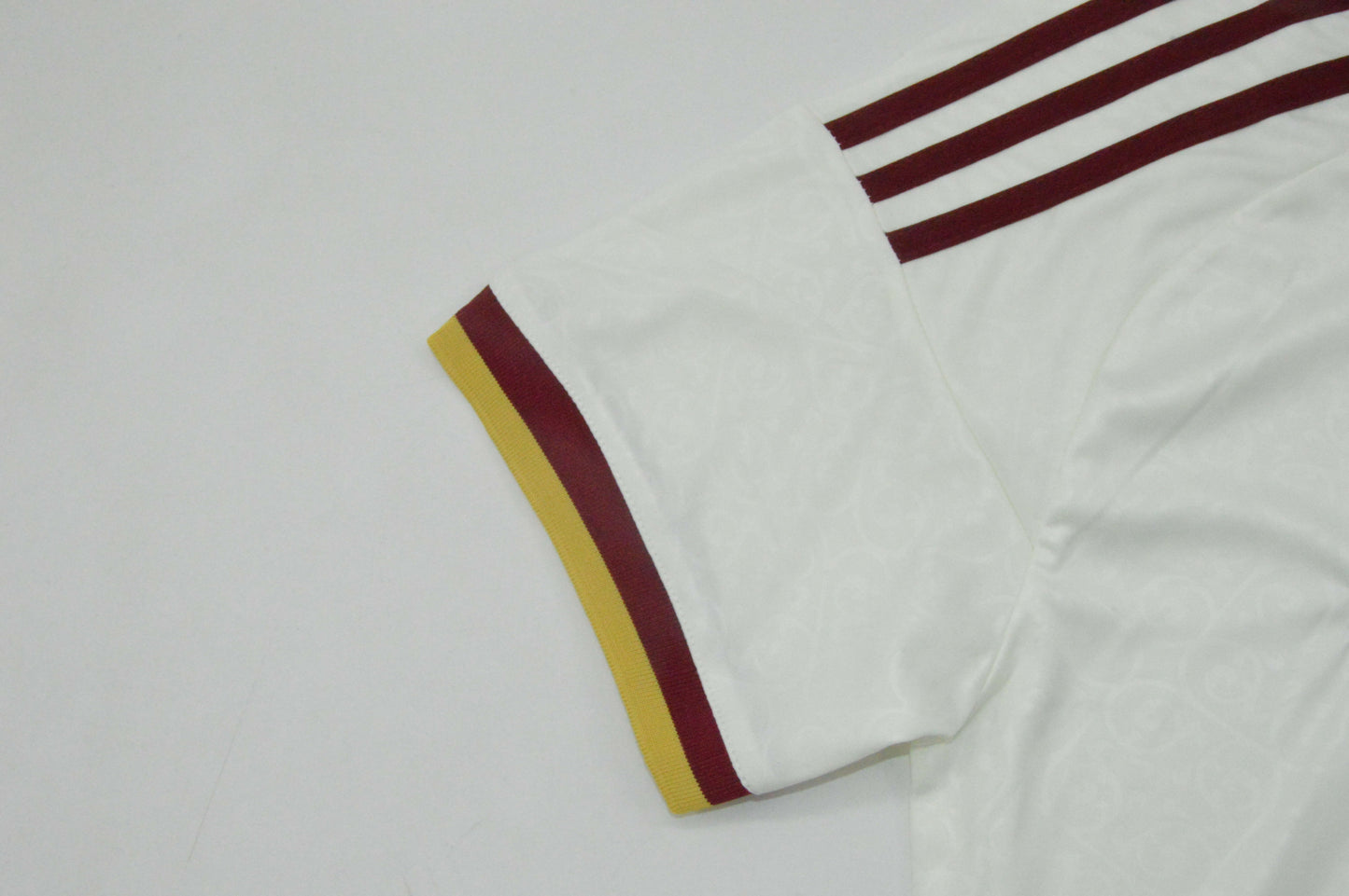 Camiseta España version mujer Visitante Mundial 2026 (mirar foto medidas)