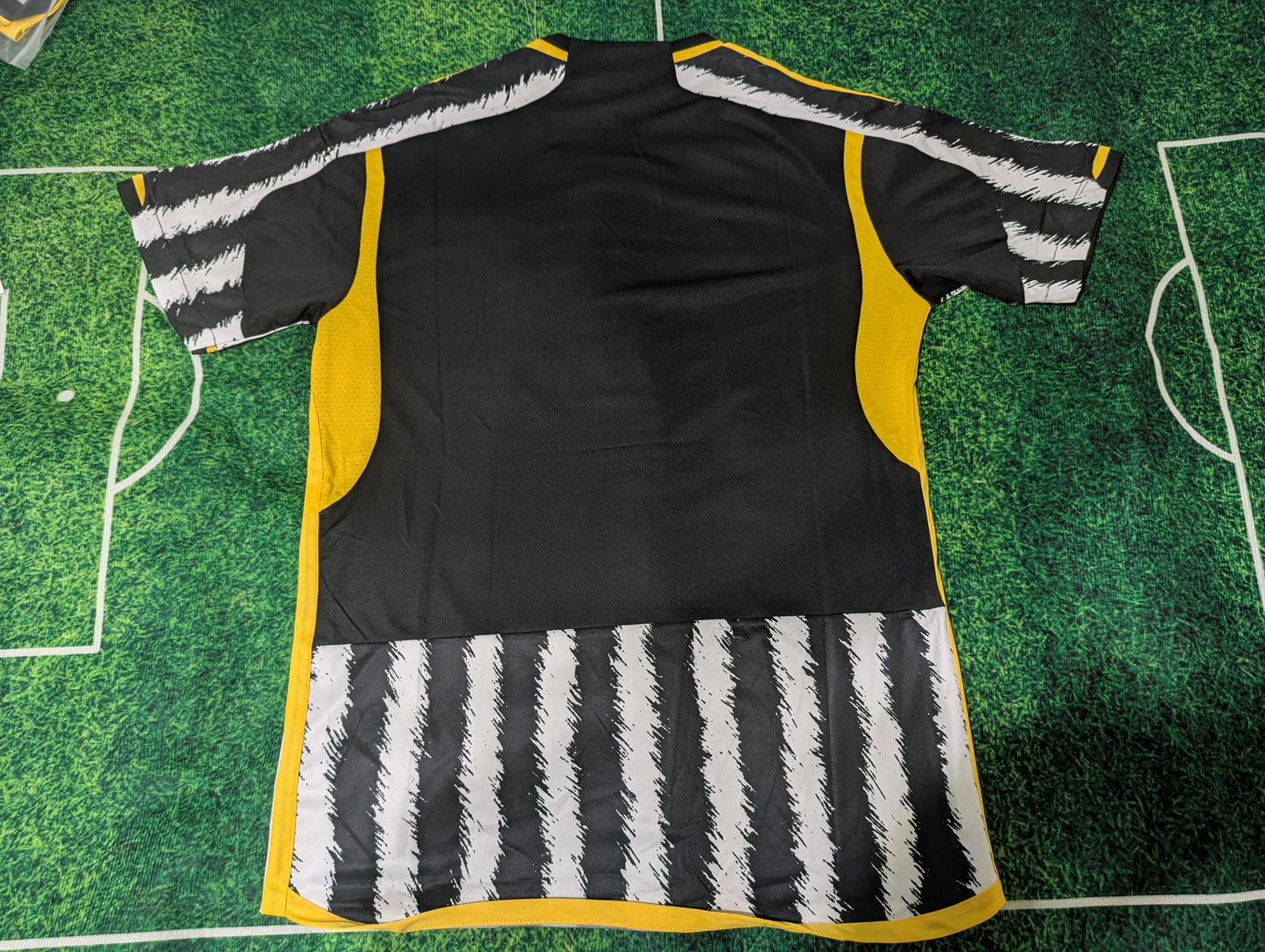 Camiseta Juventus 2023/24