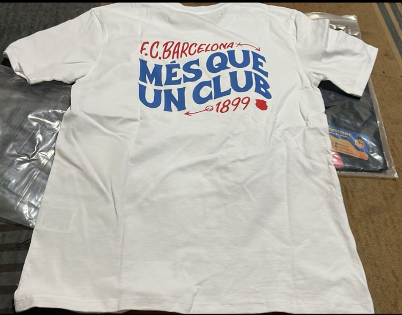Camiseta de algodon Barcelona ¨Mes que un club¨