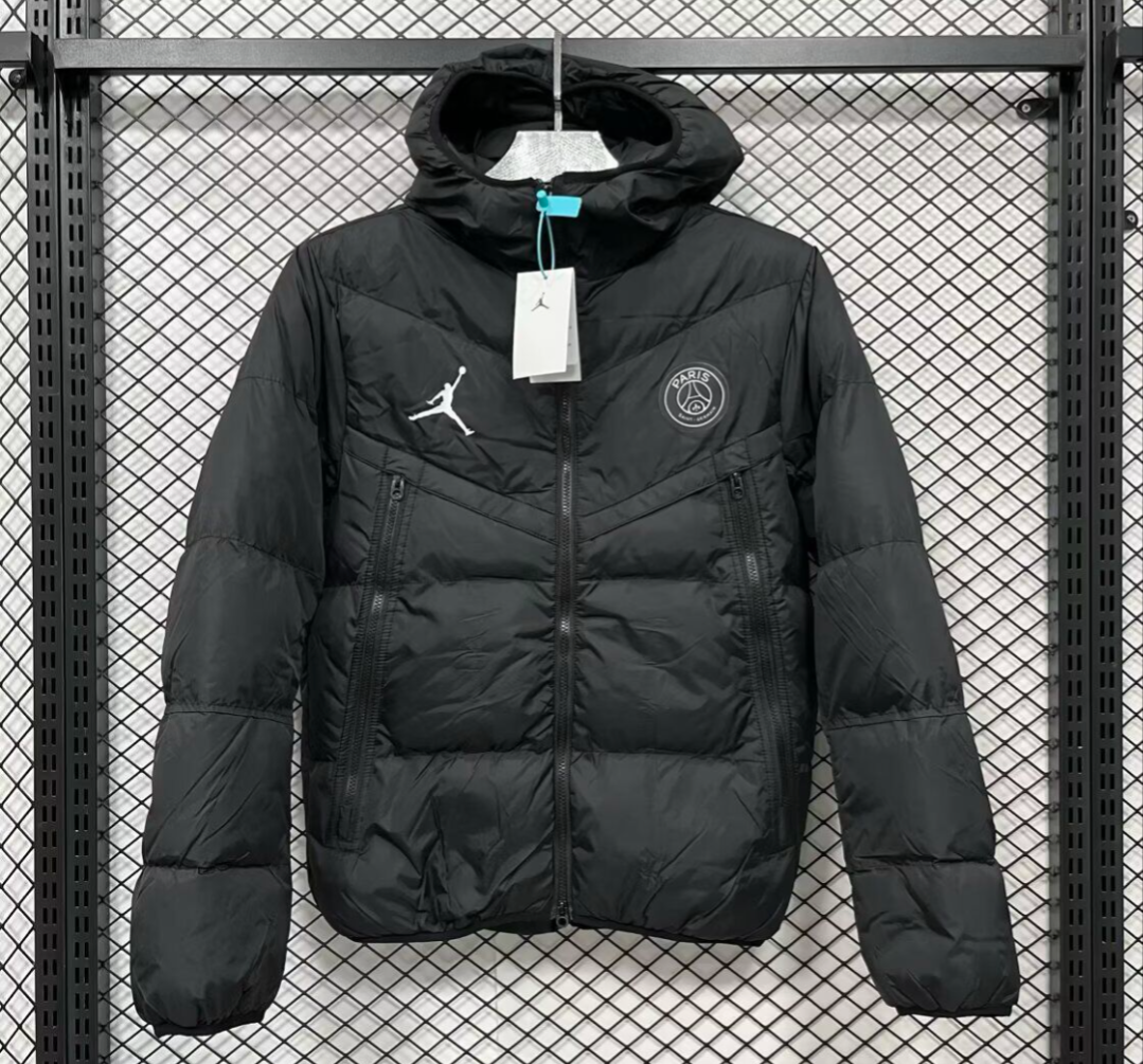 Abrigo Paris PSG Negro (Solo tallas S-2XL)