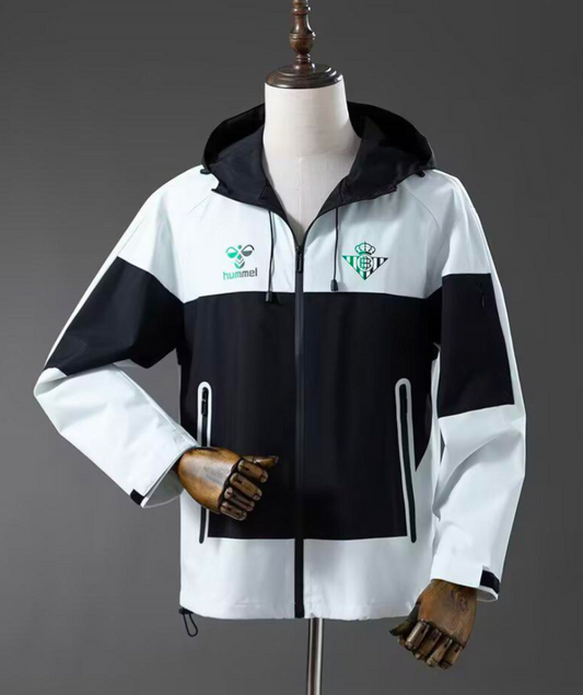 Chaqueta con gorro Betis