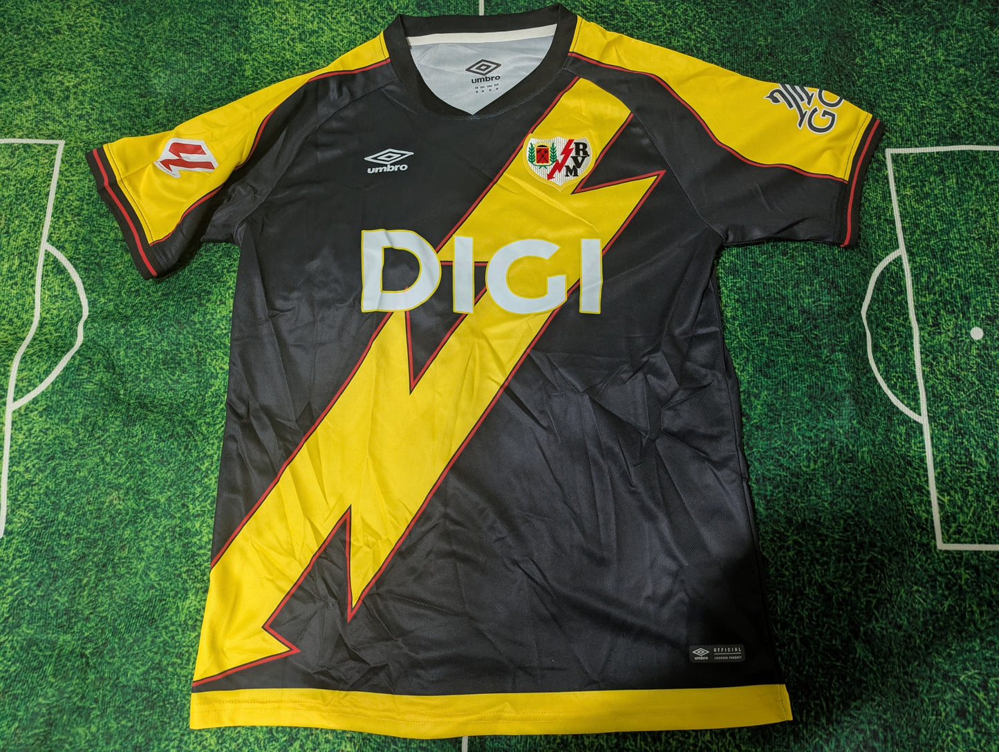 Camiseta Rayo Vallecano 25/26 tercera equipacion