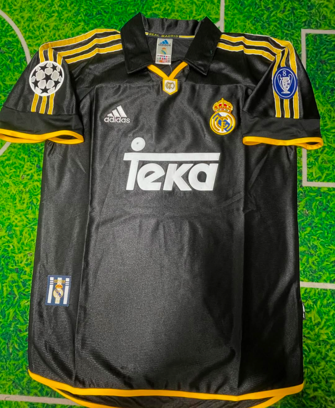 Real Madrid Retro 1998/00 Visitante