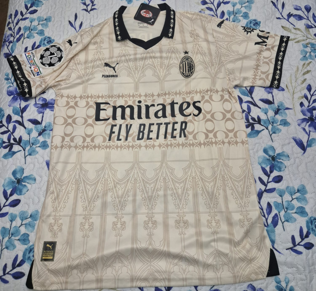 Camiseta Milan 22/23
