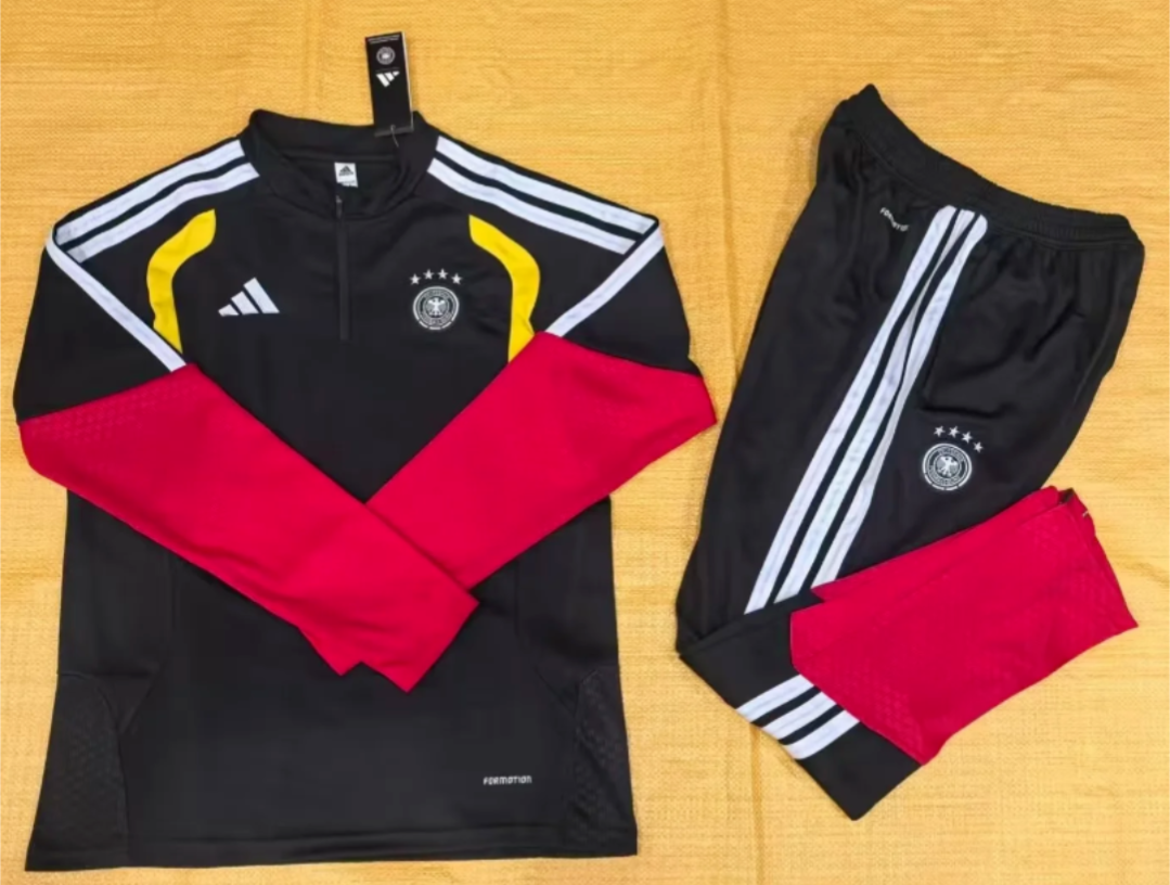 Chandal Alemania 2026 negro (solo tallas S-XXL)