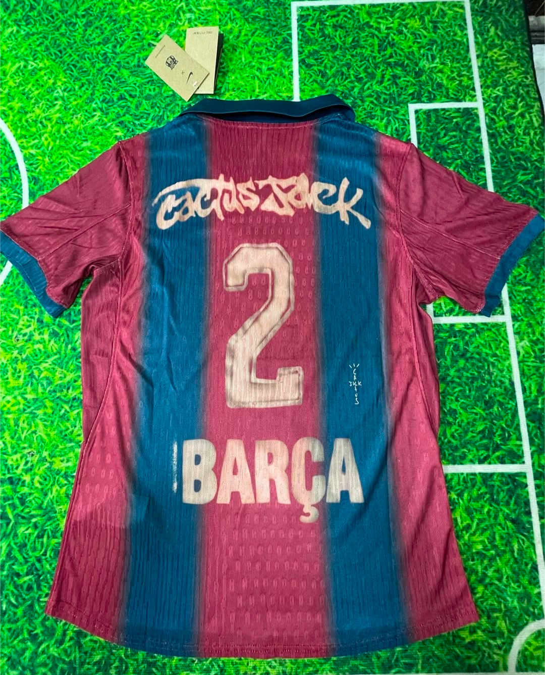Camiseta Barcelona Especial Travis Scott