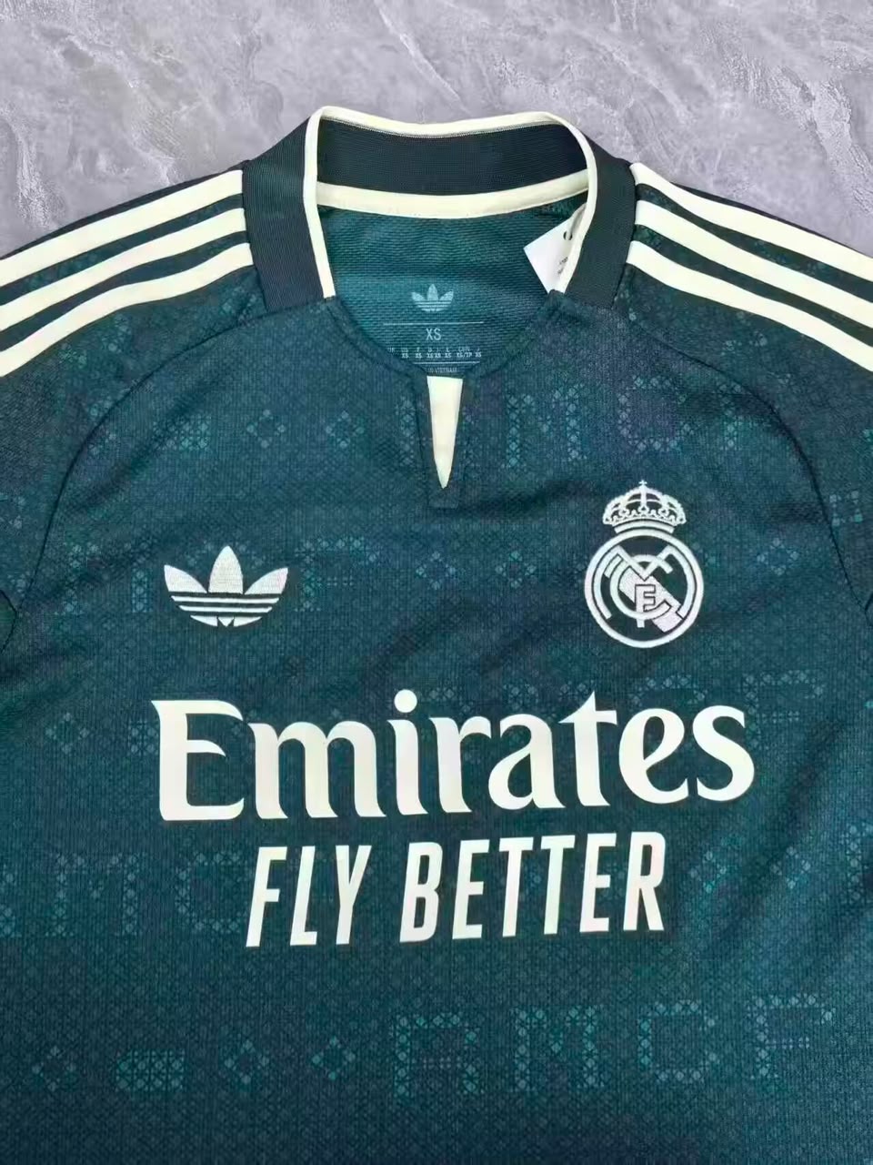 Camiseta Real Madrid 26/27 visitante (tallas S-3XL)