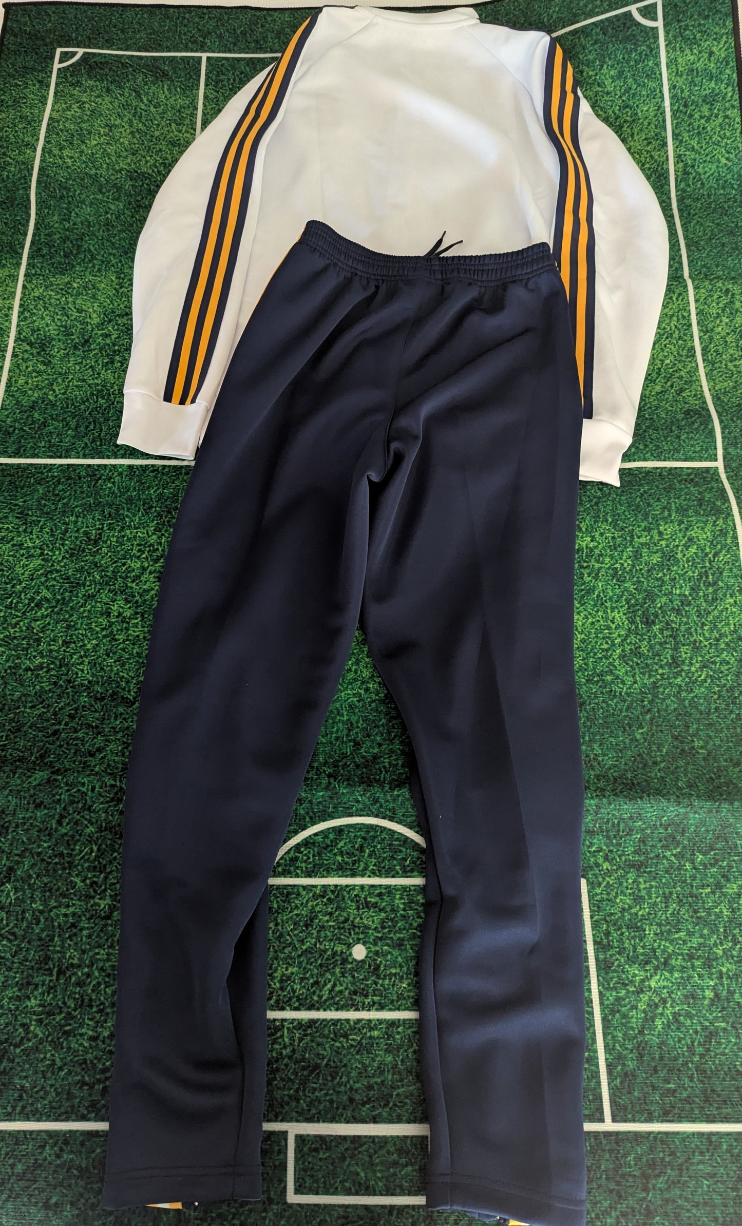 Chandal Real Madrid 2026 blanco originals (talla adultos y niños)