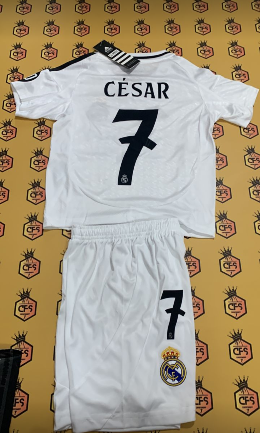 Equipacion Real Madrid 24-25 Local