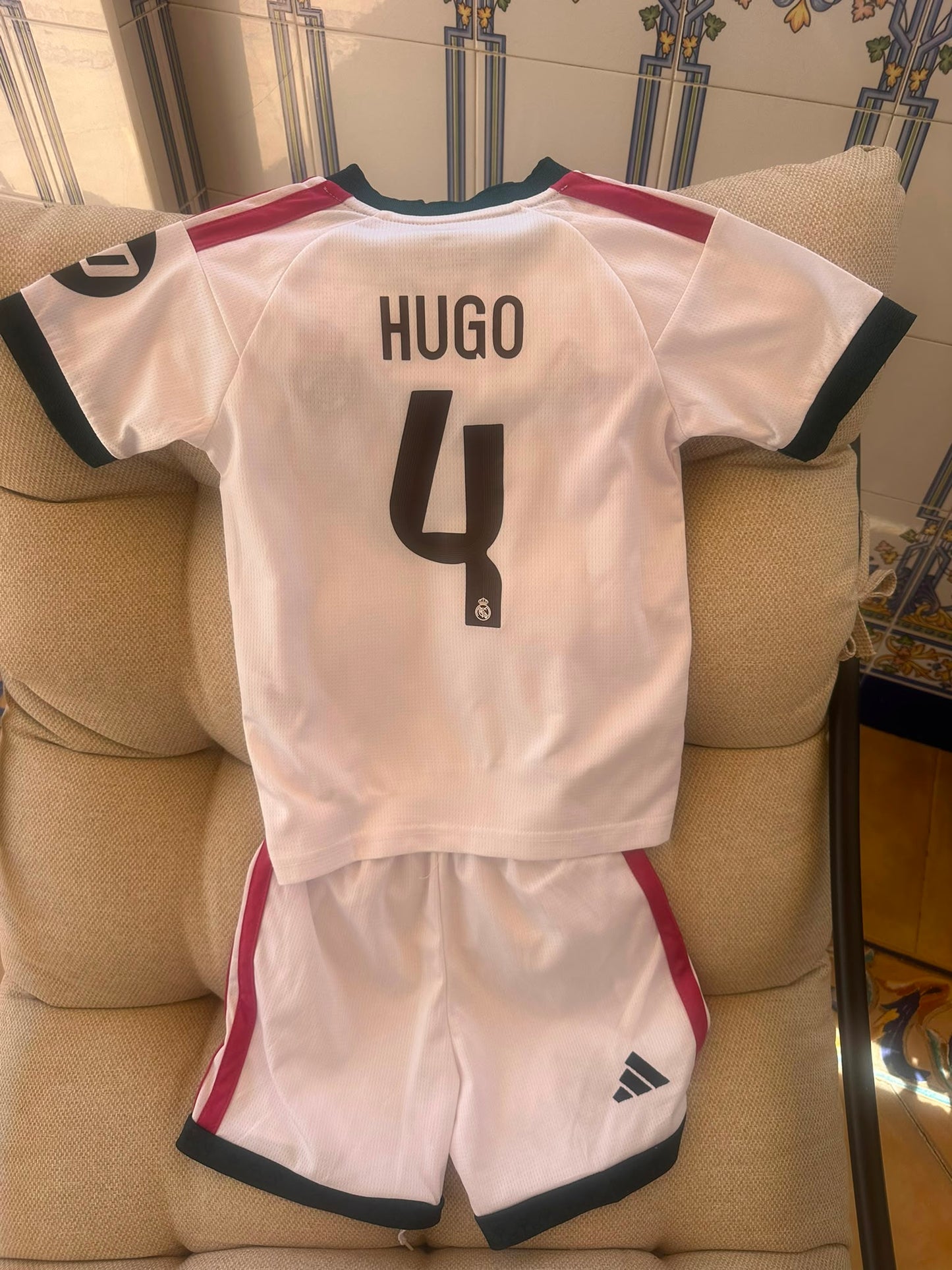 Equipacion Real Madrid 26/27 Local (tallas adultos y niños)
