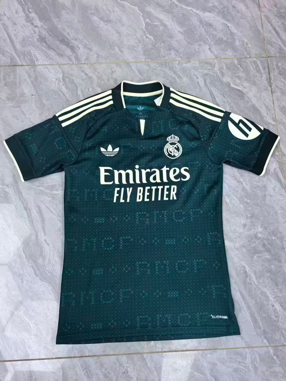 Camiseta Real Madrid 26/27 visitante (tallas S-3XL)