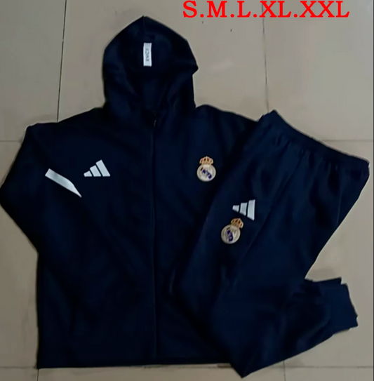 Chandal con gorro Real Madrid 25/26 (Solo tallas S-2XL)